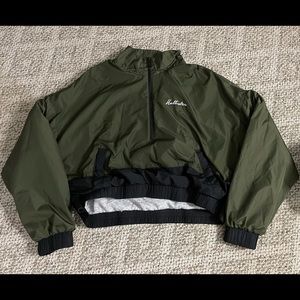 Hollister cropped windbreaker/puffer